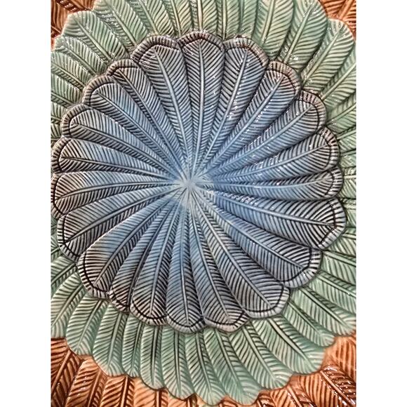 NWT John Derian Target Feathers Round Serving Platter – 13" Stoneware (lighter) - Picture 3 of 9